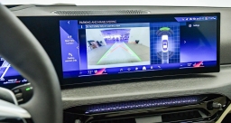 BMW 3 Series 330i NA xDrive Sedan 2026