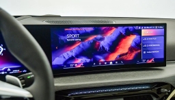 BMW 3 Series 330i NA xDrive Sedan 2026