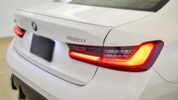 BMW 3 Series 330i NA xDrive Sedan 2026