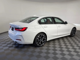 BMW 3 Series 330i NA xDrive Sedan 2026