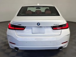 BMW 3 Series 330i NA xDrive Sedan 2026