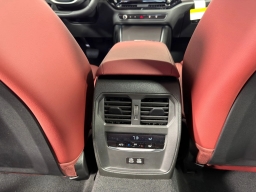 BMW 3 Series 330i NA xDrive Sedan 2026