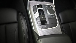 BMW 3 Series 330i NA xDrive Sedan 2026