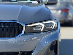 BMW 3 Series 330i NA xDrive Sedan 2026