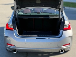 BMW 3 Series 330i NA xDrive Sedan 2026