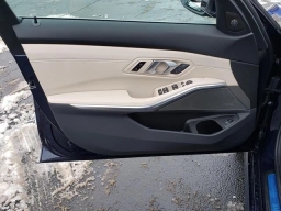 BMW 3 Series 330i NA xDrive Sedan 2026