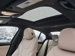 BMW 3 Series 330i NA xDrive Sedan 2026