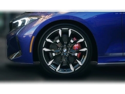 BMW 3 Series 330i NA xDrive Sedan 2026