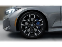 BMW 3 Series 330i NA xDrive Sedan 2026