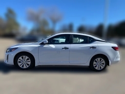 Nissan Sentra S CVT 2025