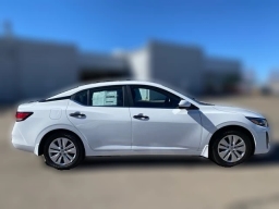 Nissan Sentra S CVT 2025