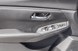 Nissan Sentra SV CVT 2025