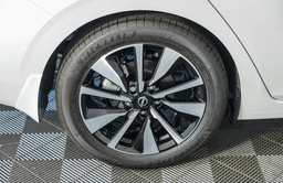 Nissan Sentra SV CVT 2025