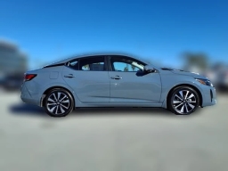 Nissan Sentra SV CVT 2025