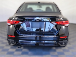 Nissan Sentra SR CVT 2025