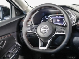 Nissan Sentra SR CVT 2025