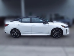 Nissan Sentra SR CVT 2025