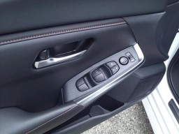 Nissan Sentra SR CVT 2025