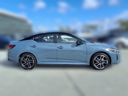 Nissan Sentra SR CVT 2025