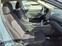 Nissan Sentra SR CVT 2025