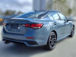 Nissan Sentra SR CVT 2025