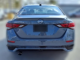 Nissan Sentra SR CVT 2025