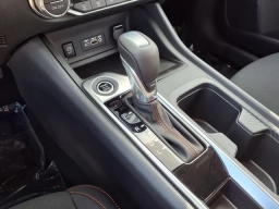 Nissan Sentra SR CVT 2025