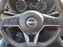 Nissan Sentra SR CVT 2025