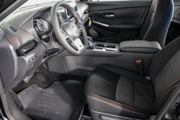 Nissan Sentra SR CVT 2025