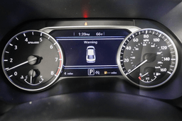 Nissan Sentra SR CVT 2025