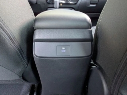 Nissan Sentra SV Sedan 2026