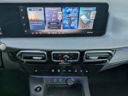 Nissan Sentra SV Sedan 2026