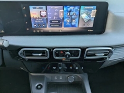 Nissan Sentra SV Sedan 2026