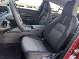 Nissan Sentra SV Sedan 2026