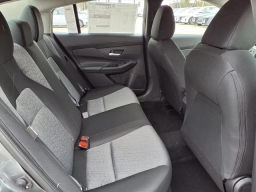 Nissan Sentra SV Sedan 2026