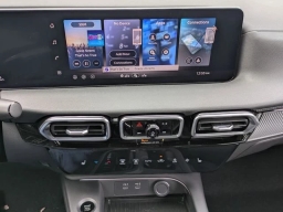 Nissan Sentra SV Sedan 2026