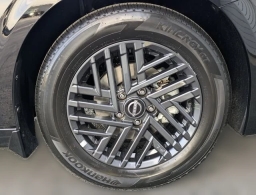 Nissan Sentra SV Sedan 2026