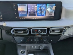 Nissan Sentra SV Sedan 2026