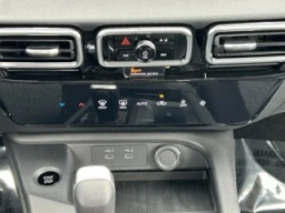 Nissan Sentra SV Sedan 2026