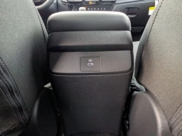 Nissan Sentra SV Sedan 2026