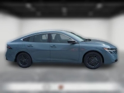 Nissan Sentra SV Sedan 2026