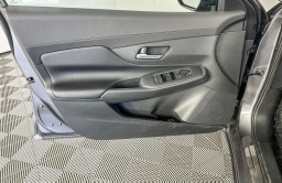 Nissan Sentra SV Sedan 2026