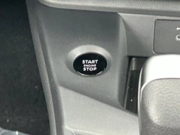 Nissan Sentra SV Sedan 2026