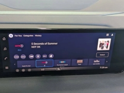 Nissan Sentra SV Sedan 2026