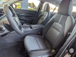 Nissan Sentra SV Sedan 2026