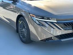 Nissan Sentra SV Sedan 2026