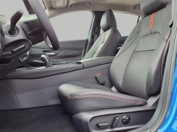 Nissan Sentra SR Sedan 2026