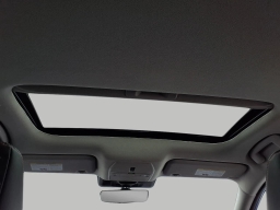 Nissan Sentra SR Sedan 2026