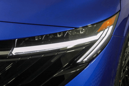 Nissan Sentra SR Sedan 2026