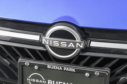 Nissan Sentra SR Sedan 2026